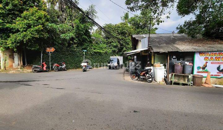 Tanah lokasi bagus dan jarang ada di ampera Area kemang 10