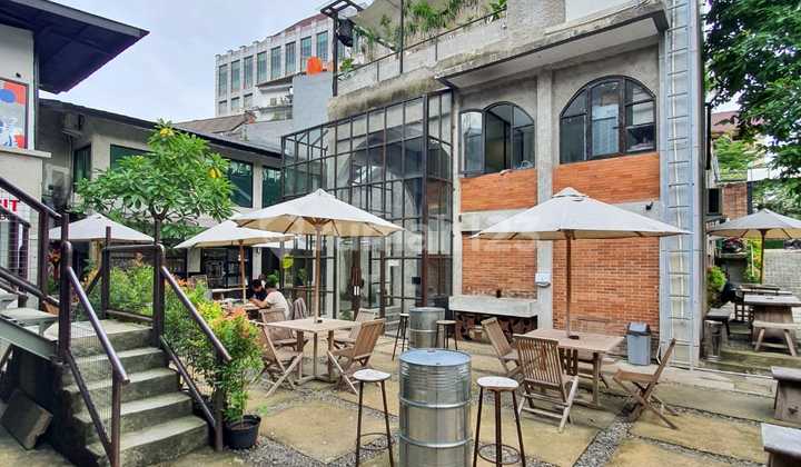 Business Space 632 sqm in Kebayoran Baru, South Jakarta