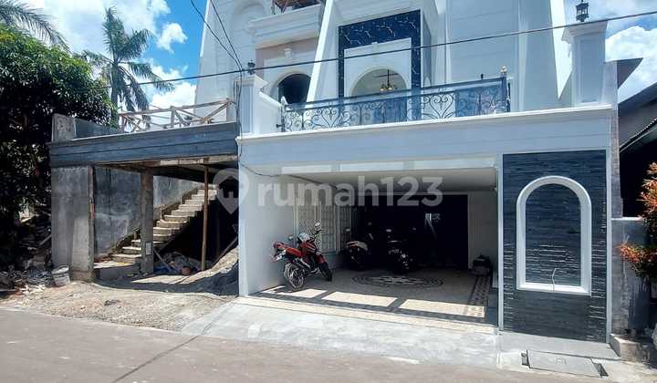 Rumah baru ada kolam renang di Lenteng agung Jagakarsa Jakarta Selatan 