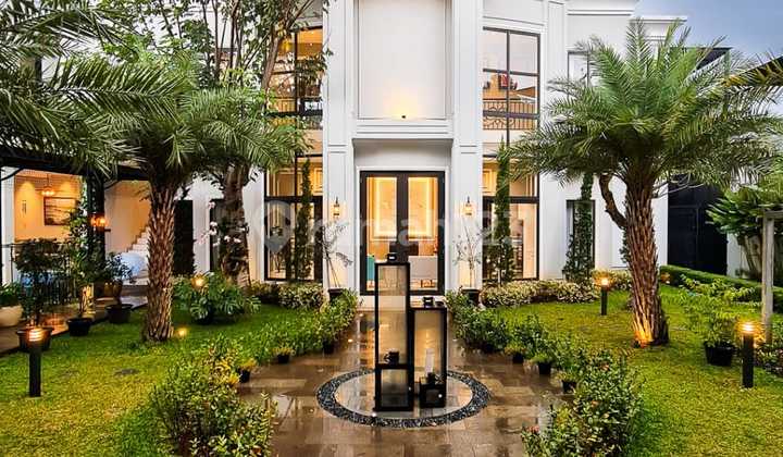 Classic style luxury house Fully Furnished Cilandak Fatmawati