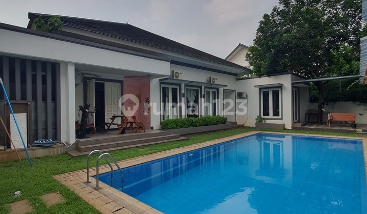 Rumah Klassik Luas 700 M2 Harga Rp 14.5 M 2