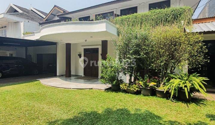 Rumah 2 Lantai SHM Utara di Pondok indah Jakarta Selatan  1