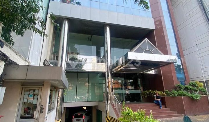 Gedung kantor 755 m di Menteng Jakarta Pusat Gedung kantor 755 m di Menteng Jakarta Pusat