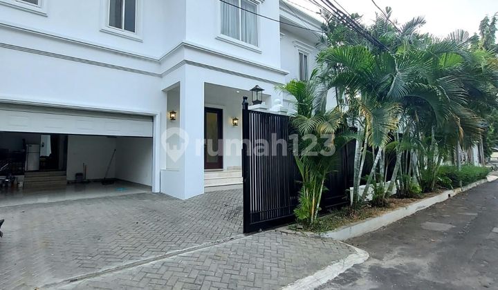 Rumah mewah dalam komplek cipete antasari Rumah mewah dalam komplek cipete antasari