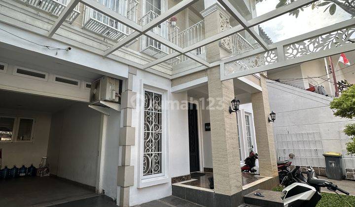 Rumah 2 Lantai Bagus Siap huni di Cipete Jakarta Selatan  2