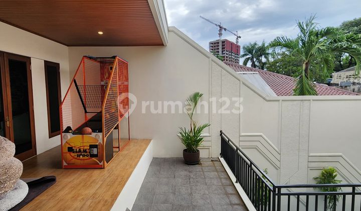 Rumah mewah dalam kompleks Taman lebak bulus 2