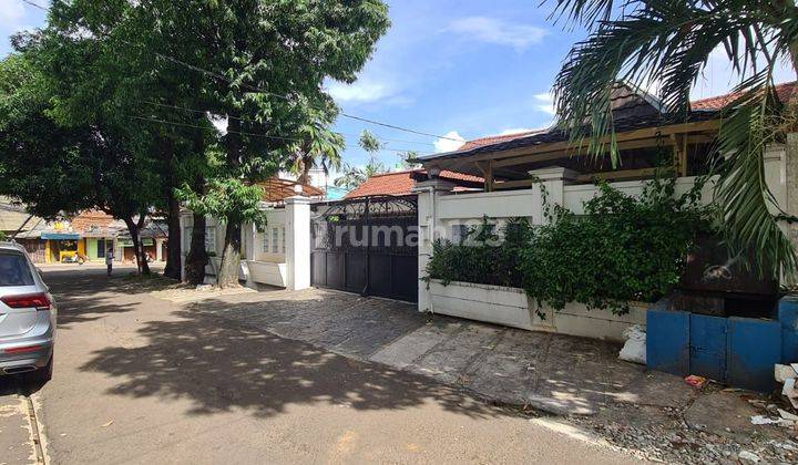 Rumah Bagus di Senopati Kebayoran Baru Jakarta Selatan  1