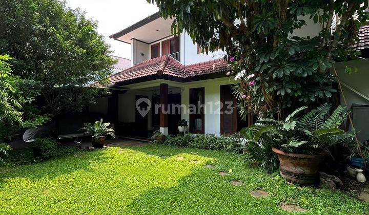 Rumah terawat prime location hang tuah kebayoran baru  1