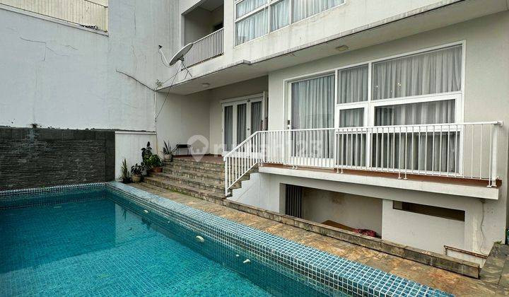 Townhouse Modern Minimalis private pool , lebak bulus 1