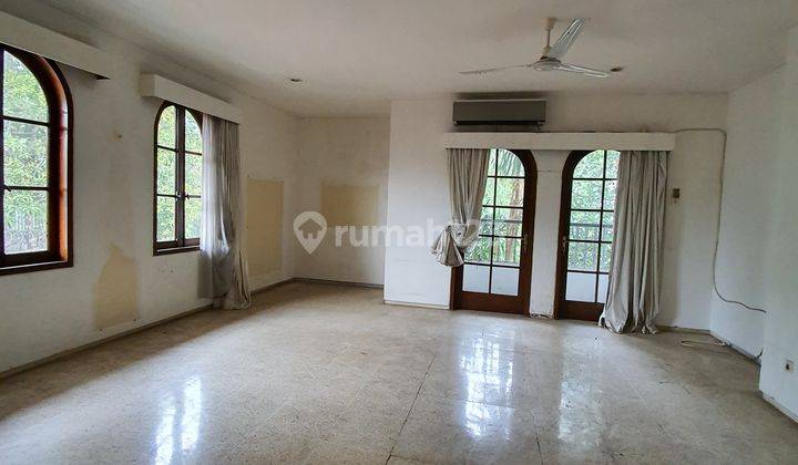 Rumah Bangunan butuh renovasi kemang Jakarta Selatan  2