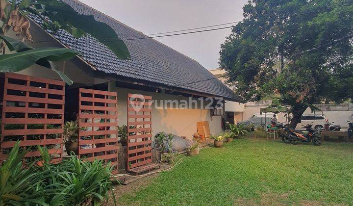 Rumah hitung tanah deket kemang raya , Jakarta Selatan  2