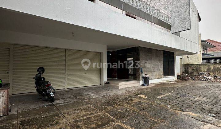 Rumah Bangunan 2 lantai layak huni Kebayoran Baru  1