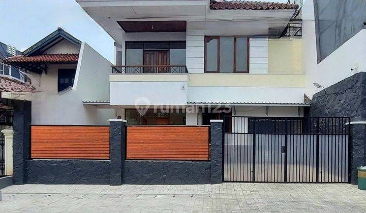 RUMAH SIAP HUNI KEBAYORAN BARU AREA HANG LEKIR 1