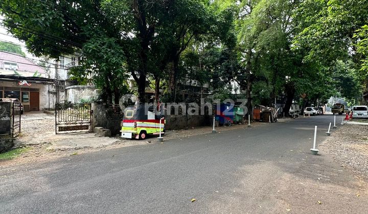 Bangunan Lama / Tanah Kebayoran Baru Dekat Blok M