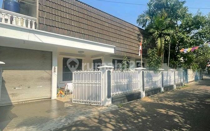 Rumah Terawat Hunian Tenang Dan Nyaman Kemang Rumah Terawat Hunian Tenang Dan Nyaman Kemang