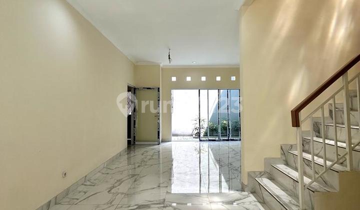 Brand New House Modern Minimalis Tebet Timur 2