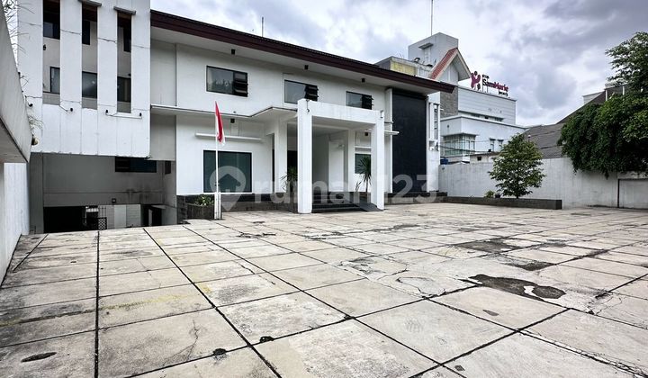 Bangunan Komersial Cocok Untuk Usaha Dan Kantor Kebayoran Baru