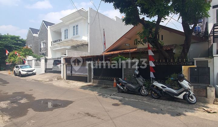 Lokasi Favorite Hunian Tenang Jalan Lebar Area Senopati