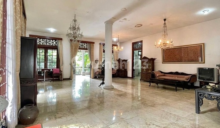 Rumah Mewah Hitung Tanah Di Menteng Ls 1.090 M2 Harga 77m 2