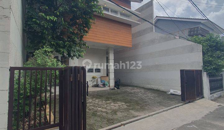 Rumah Design Modern Siap Huni , Tebet Jaksel 1