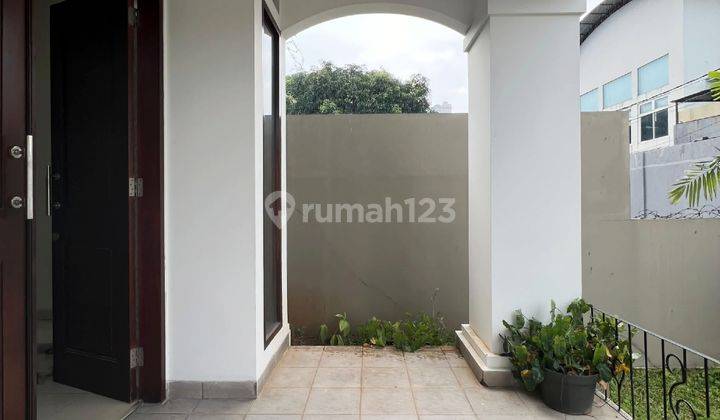 Rumah Modern Minimalis Lebak Bulus 2