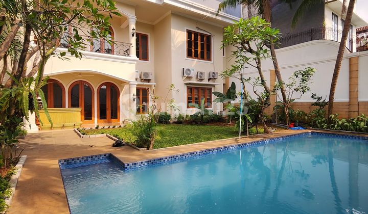 Rumah Mewah Hunian Asri Tenang Jalan Lebar Kemang Rumah Mewah Hunian Asri Tenang Jalan Lebar Kemang