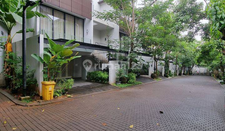 Rumah Lebak Bulus Serenia Hill , Jakartaselatan 1