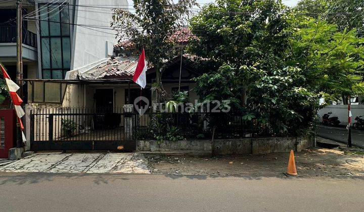 Rumah Hitung Tanah Senopati Best Location  2