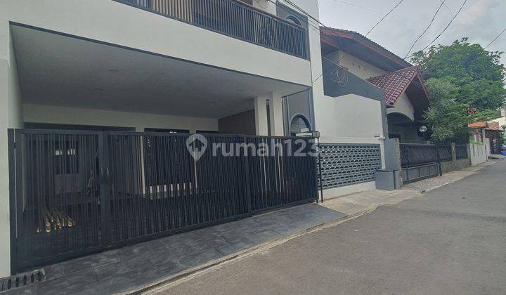 RUMAH BARU BISA LANGSUNG HUNI DALAM KOMPLEKS KEMANG AREA 1