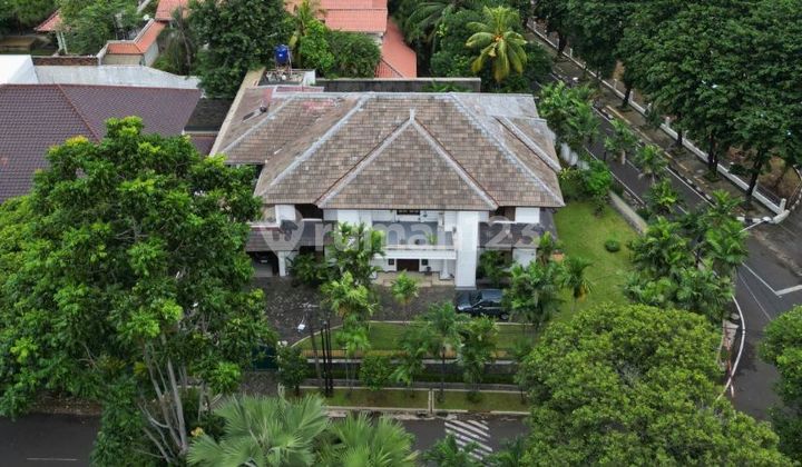 Rumah Jual Kebayoran Baru Luas 1.050 M2 . Rp 47 M