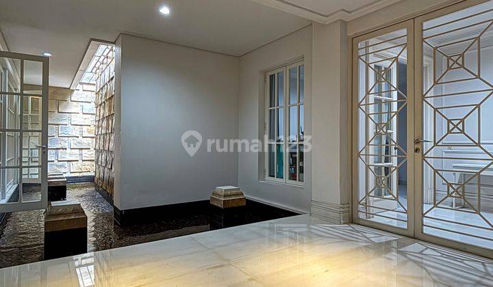 Rumah Mewah Komplek Area Mega Kuningan . 2