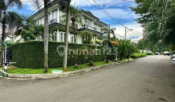 Modern Design House Pondok Indah, South Jakarta