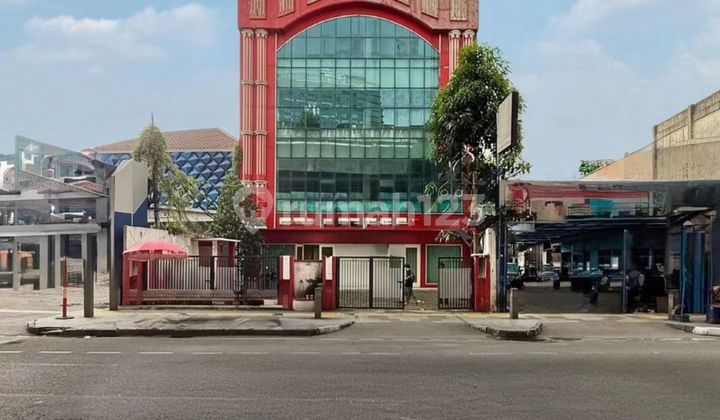 4-Story Commercial Building in the Mega Kuningan Area 1