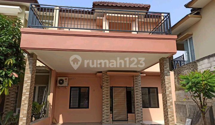 Disewakan Rumah 2 Lantai Di Bintaro Hc1085