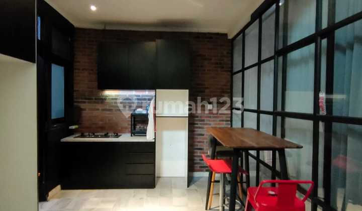 Sewa Rumah Cilandak Lebak Bulus Futuristic Asri Sejuk 1