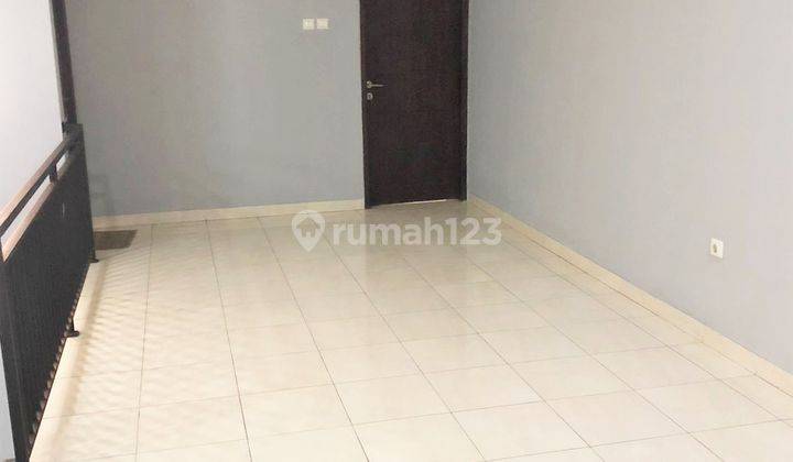 Rumah 2 Lantai dekat pasar pondok labu 2