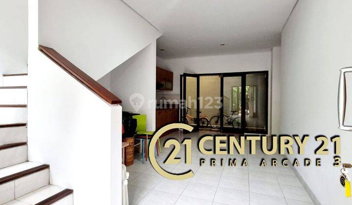 Disewa Rumah Cantik di Emerald Bintaro 4999et 1