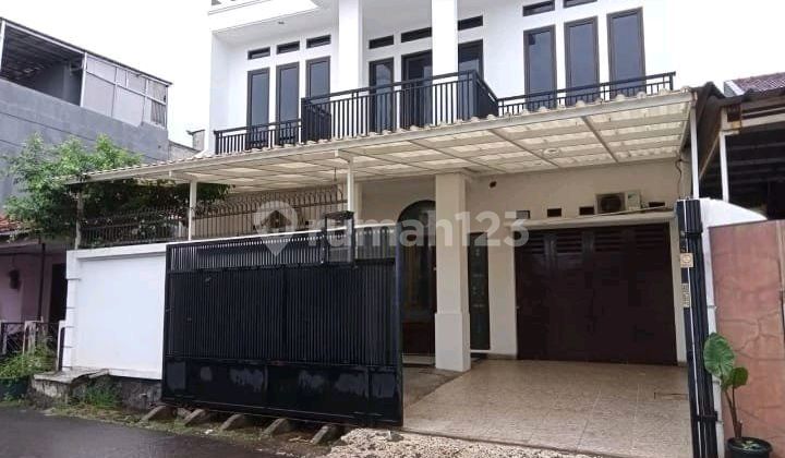 House for Rent in Pancoran