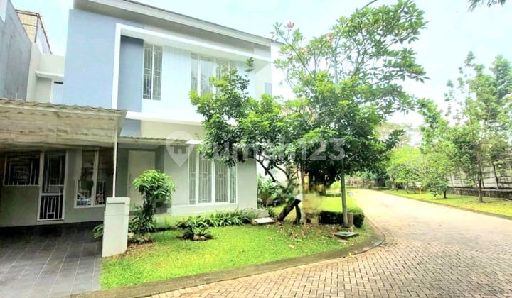 For Rent 2-Story House in Emerald Bintaro 9637