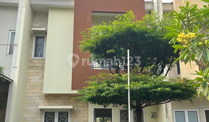 For Rent House Near St Pondok Ranji Bintaro