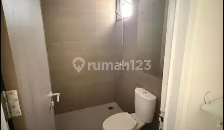 Disewakan Rumah Dekat Stasiun Pondok Ranji 2