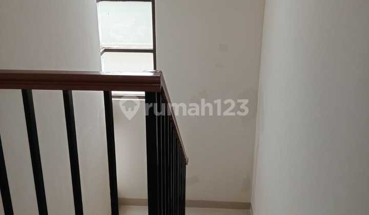 Jual Rumah Siap Huni di Kemang Pratama Bekasi 2