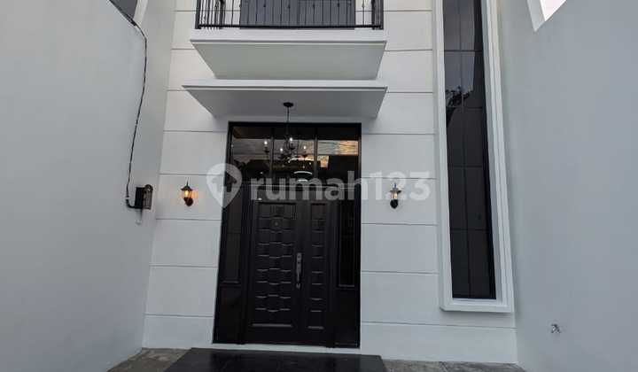 Dijual Rumah 2 Lantai Siap Huni Di Cinere  2