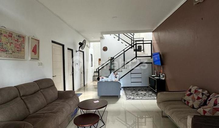 Jual Rumah 2 Lantai Siap Huni di Dekat Kampus Upj Bintaro Jual Rumah 2 Lantai Siap Huni di Dekat Kampus Upj Bintaro