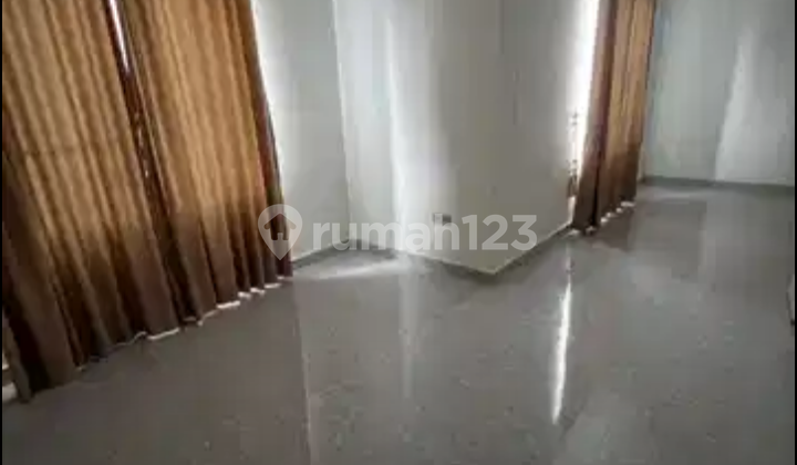 Disewakan Rumah Di River Valley Lebak Bulus Cilandak  2