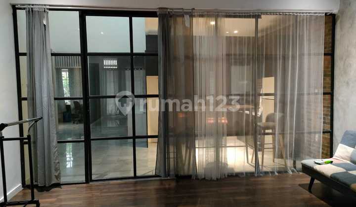 Sewa Rumah Cilandak Lebak Bulus Futuristik Asri Sejuk 2