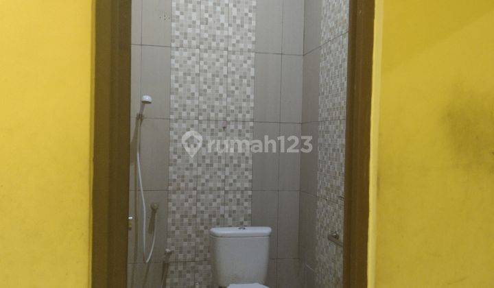 Disewakan rumah 1lantai tengah kota di Ngagel madya  6