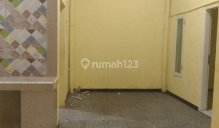 Disewakan rumah 1lantai tengah kota di Ngagel madya  8
