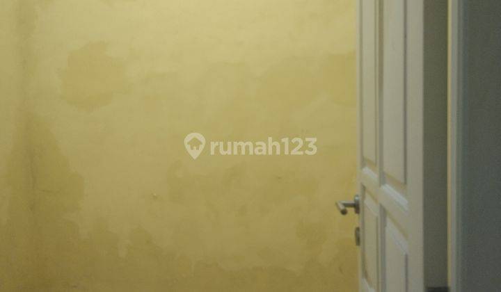 Disewakan rumah 1lantai tengah kota di Ngagel madya  9