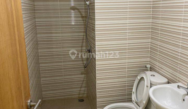 Apartemen tengah kota Surabaya barat Puncak Bukit Golf  7